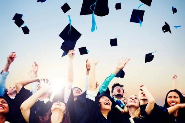 what-to-include-graduation-program-paperdirect