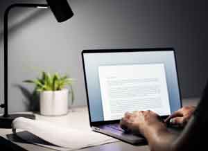 composing business letter