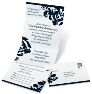 Jardin Fold-Up Invitations by PaperDirect